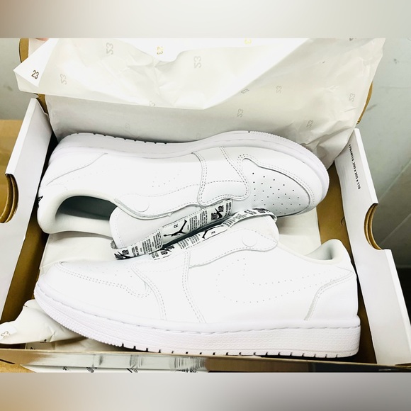 NEW NIKE AIR JORDAN RETRO 1 LOW SLIP-on Women Sneakers Shoes WHITE various sizes - Picture 10 of 14